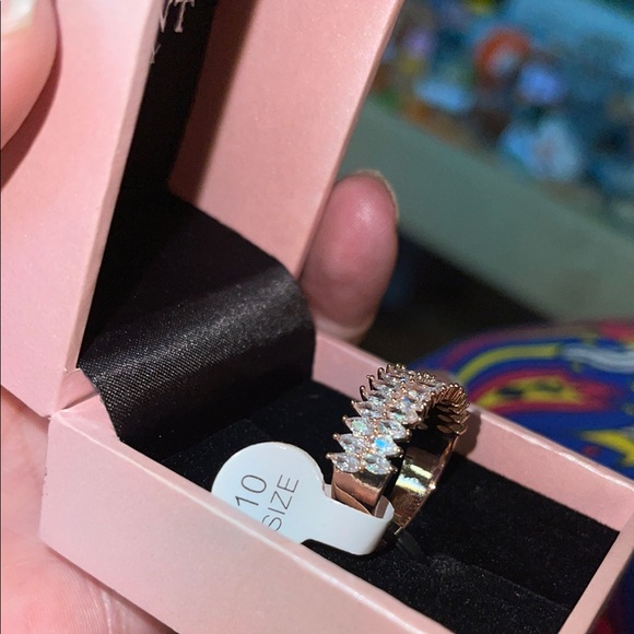 Rose Gold Tone Ring - Picture 5 of 6